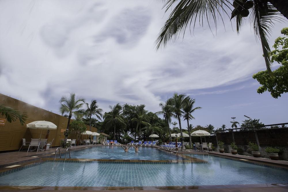 Twin Palms Resort Pattaya, Sha Extra Plus Certified Exterior photo