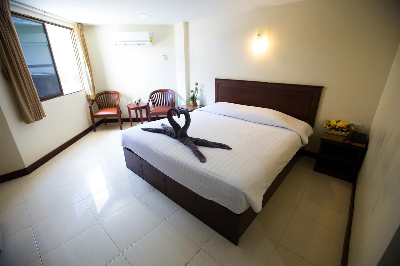 Twin Palms Resort Pattaya, Sha Extra Plus Certified Exterior photo